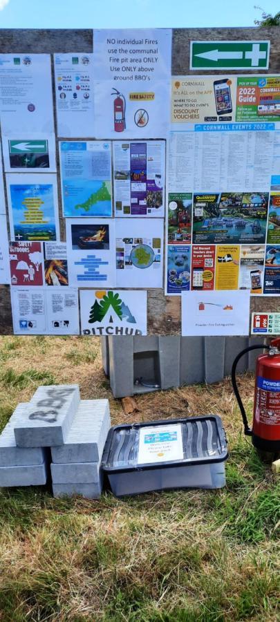 Summit Camping Kit Hill Cornwall Panoramic Views Grass Pitch From 15Pn Or Bella Bell Tent 75Pn Callington Luaran gambar
