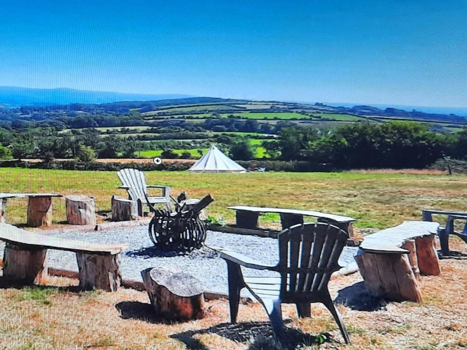 Summit Camping Kit Hill Cornwall Panoramic Views Grass Pitch From 15Pn Or Bella Bell Tent 75Pn Callington Luaran gambar
